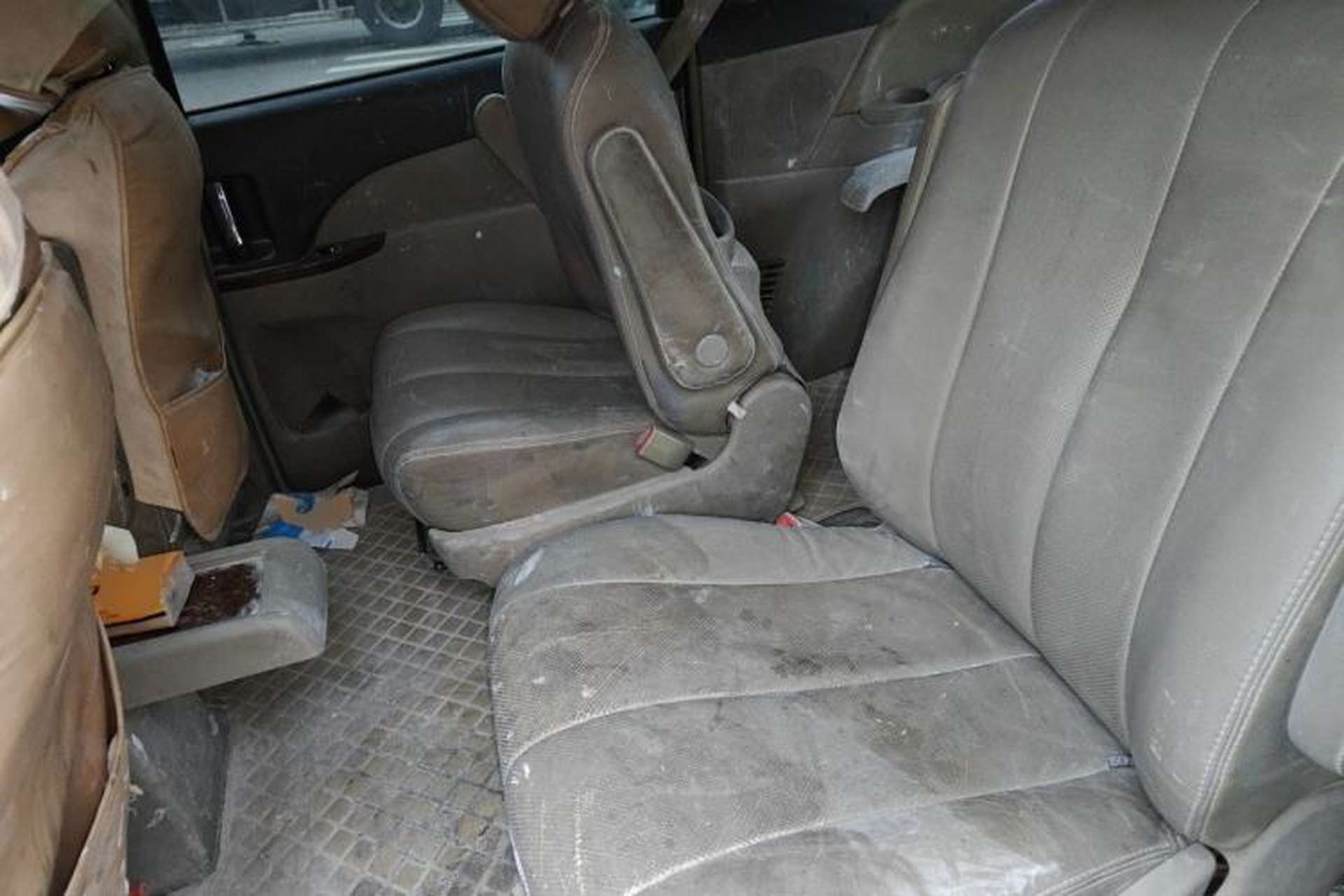 Used BYD M6 2013 2.4L Manual Luxury Model Left Rear Seat