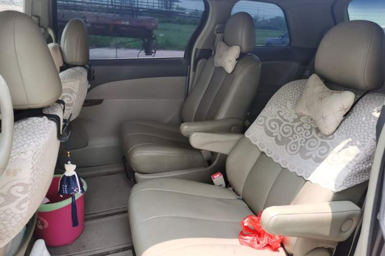 Used BYD M6 2013 2.4L Manual Luxury Model Left Rear Seat