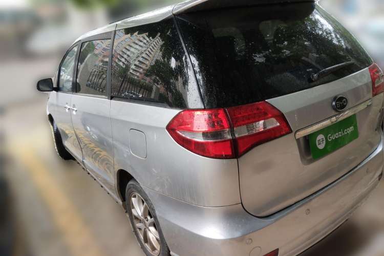 Used BYD M6 2013 2.4L Manual Luxury Model Rear Left 45 Deg