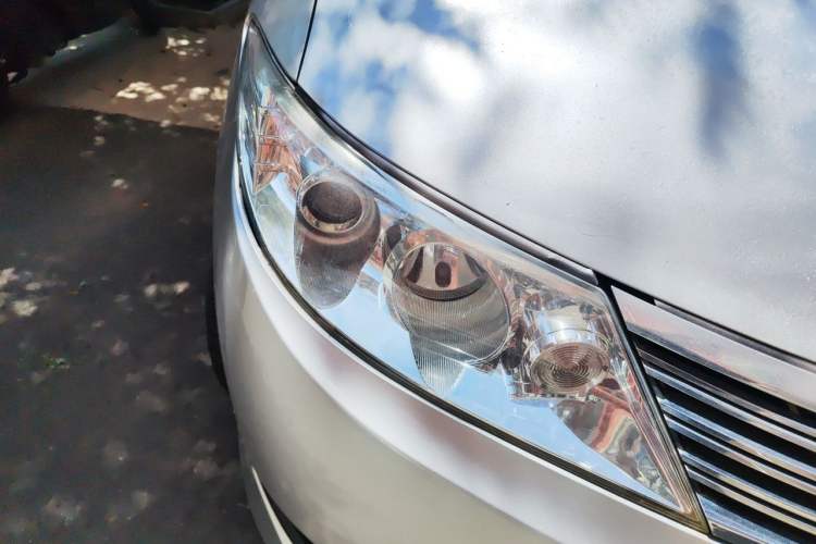 Used BYD M6 2013 2.0L Manual Comfort Edition Right Front Headlight