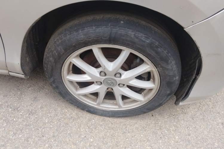 Used BYD M6 2013 2.4L Manual Luxury Model Right Front Wheel Hub