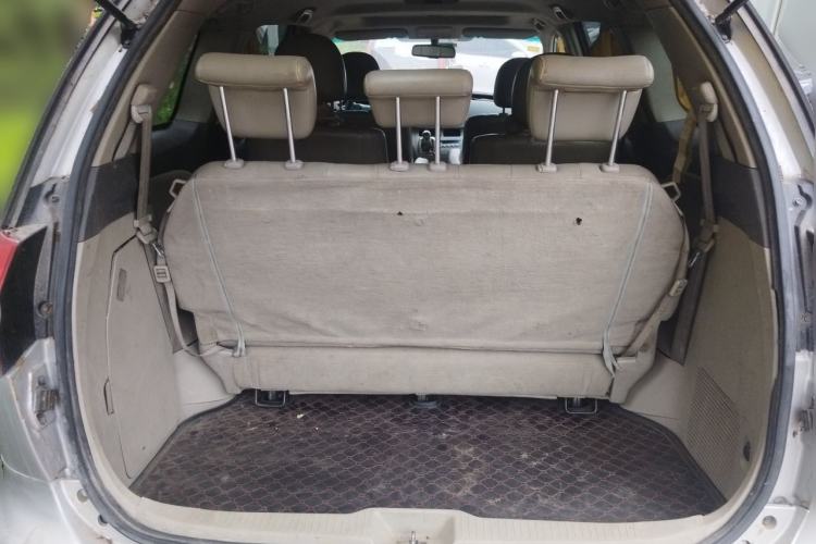 Used BYD M6 2013 2.4L Manual Luxury Model Trunk