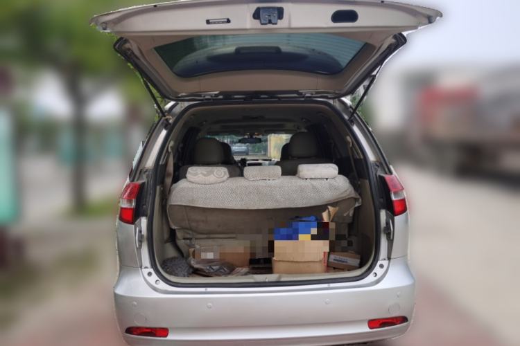 Used BYD M6 2013 2.4L Manual Luxury Model Trunk