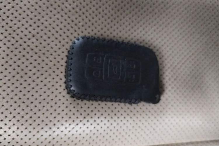 Used BYD M6 2013 2.4L Manual Luxury Model Vehicle Key