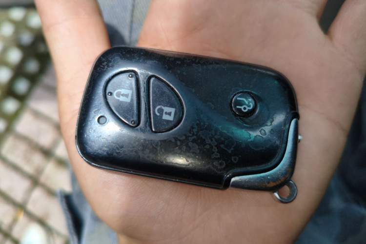 Used BYD M6 2013 2.0L Manual Comfort Edition Vehicle Key