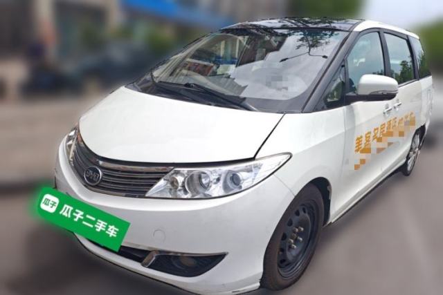 Used BYD M6 2013 2.0L Manual Comfort Edition