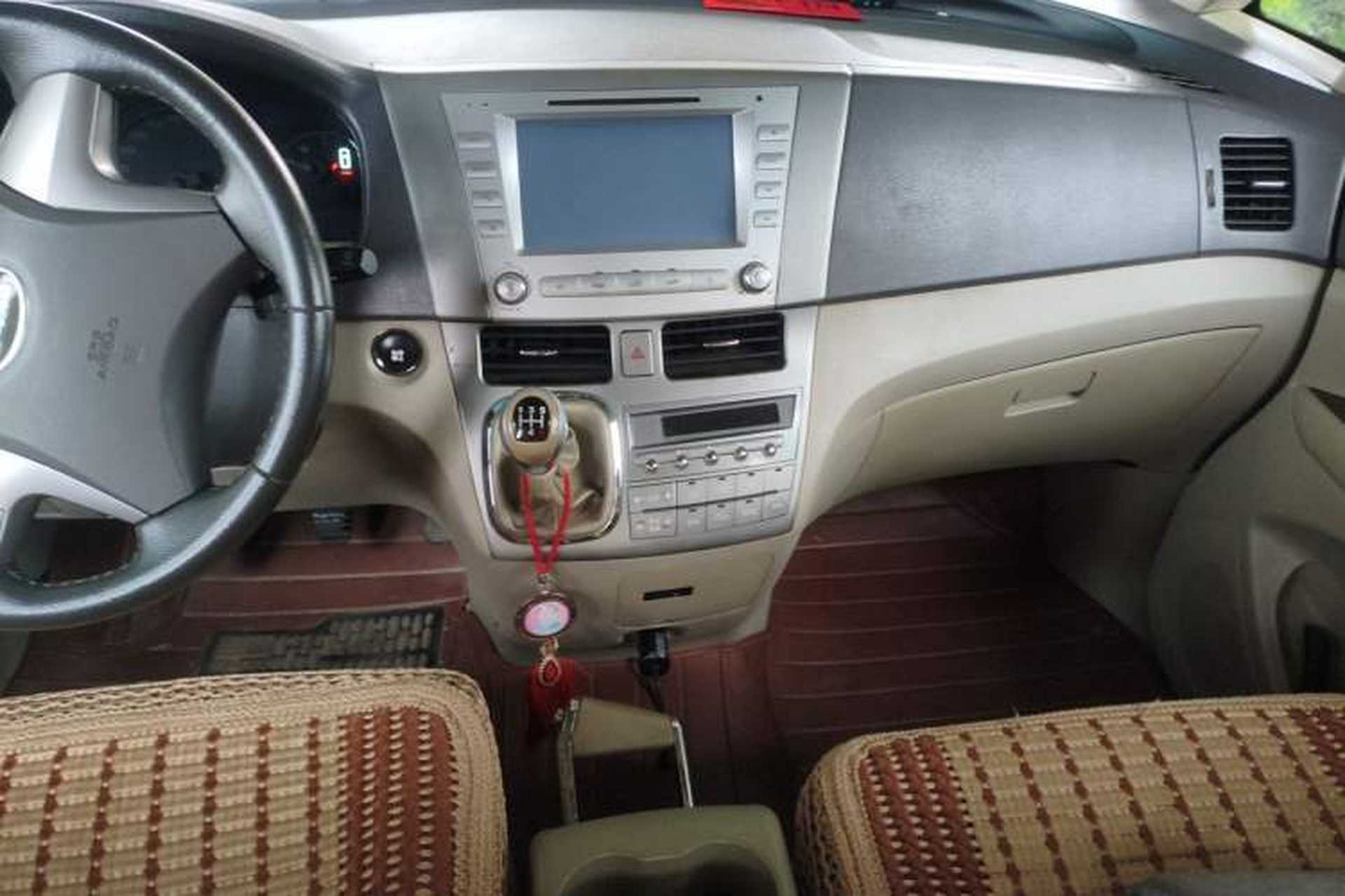 Used BYD M6 2013 2.0L Manual Comfort Edition Audio And AC Panel