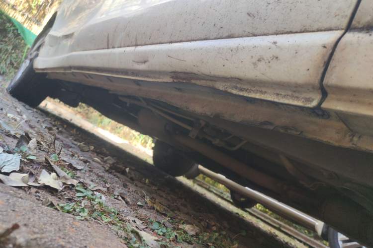 Used BYD M6 2013 2.0L Manual Comfort Edition Chassis Front Right