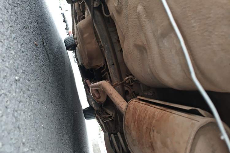 Used BYD M6 2013 2.0L Manual Comfort Edition Chassis Rear