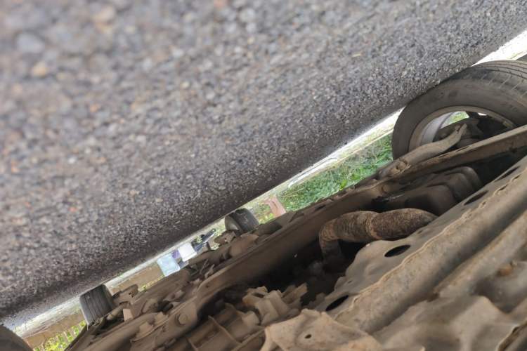 Used BYD M6 2013 2.4L Automatic Luxury Model Chassis Rear