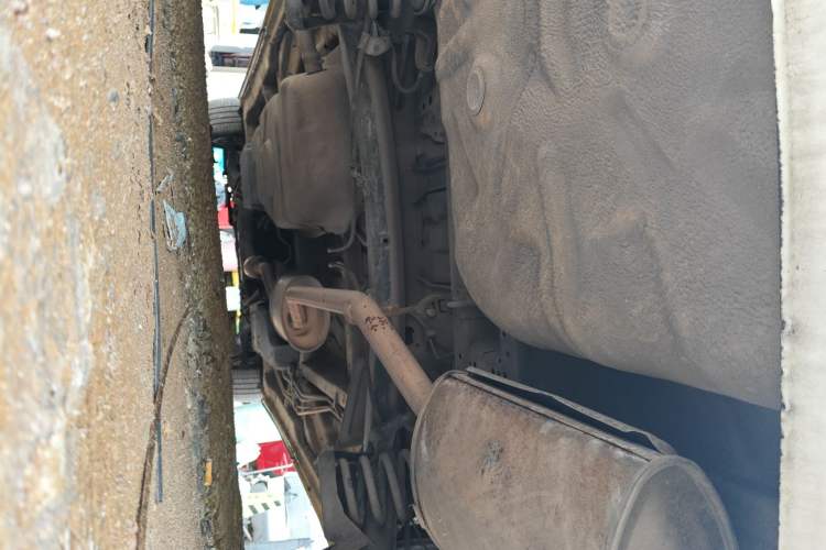 Used BYD M6 2013 2.4L Automatic Luxury Model Chassis Rear