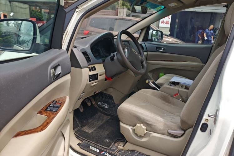 Used BYD M6 2013 2.0L Manual Comfort Edition Driver Seat