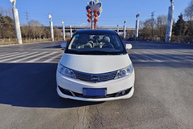 Used BYD M6 2013 2.0L Manual Comfort Edition Exterior 5