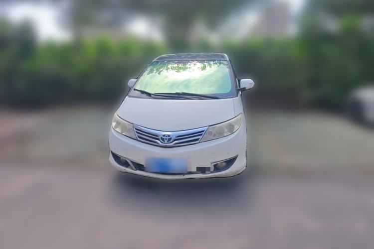 Used BYD M6 2013 2.4L Automatic Luxury Model Front