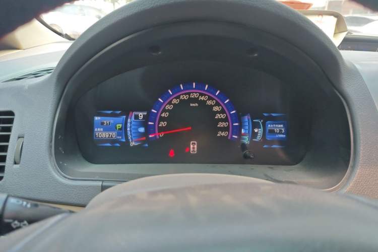 Used BYD M6 2013 2.4L Automatic Luxury Model Instrument Cluster