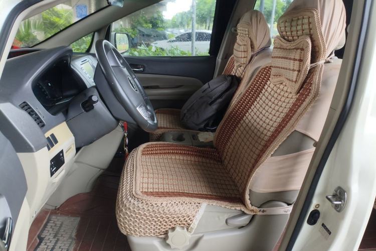 Used BYD M6 2013 2.0L Manual Comfort Edition Left Front Seat