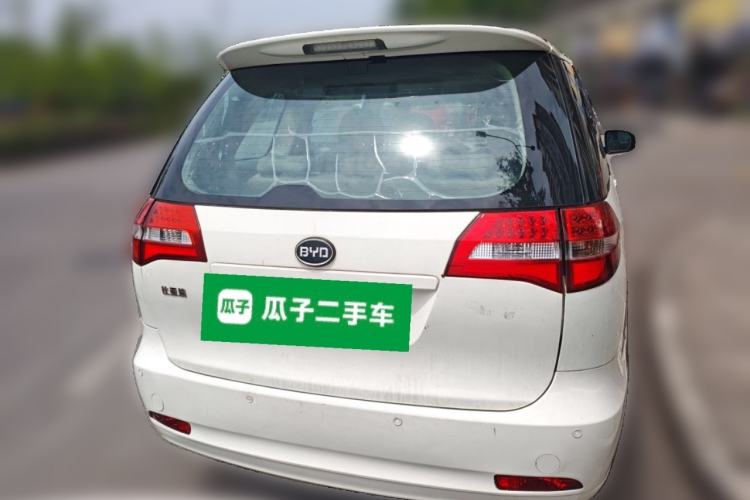 Used BYD M6 2013 2.0L Manual Comfort Edition Rear