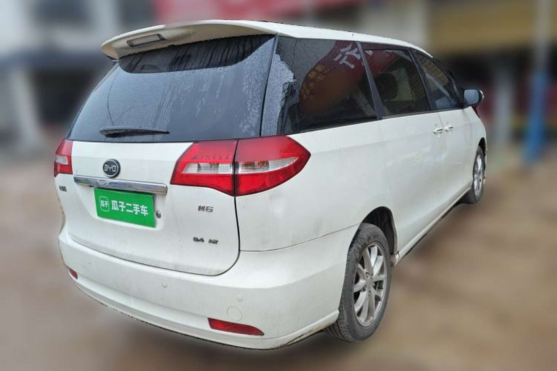 Used BYD M6 2013 2.4L Automatic Luxury Model Rear Right 45 Deg
