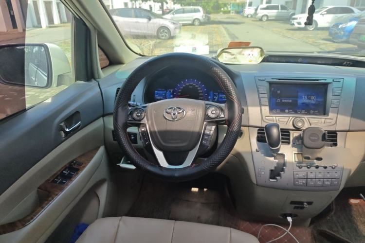 Used BYD M6 2013 2.4L Automatic Luxury Model Steering Wheel