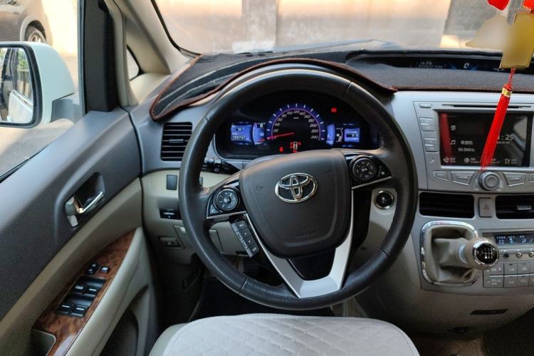 Used BYD M6 2013 2.4L Manual Luxury Model Steering Wheel