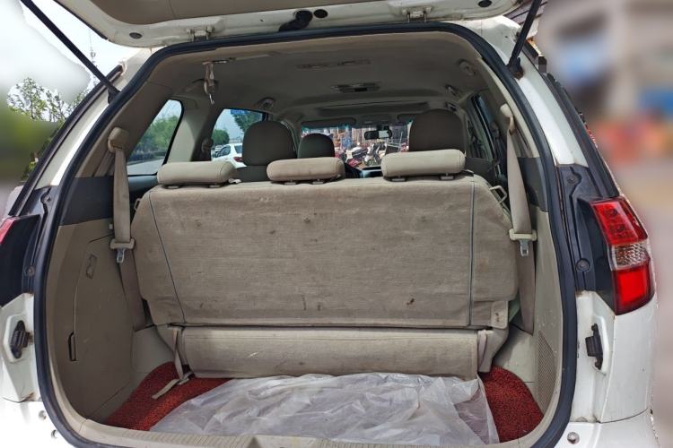 Used BYD M6 2013 2.0L Manual Comfort Edition Trunk