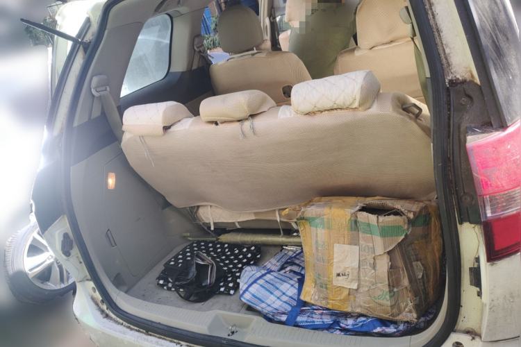 Used BYD M6 2013 2.0L Manual Comfort Edition Trunk