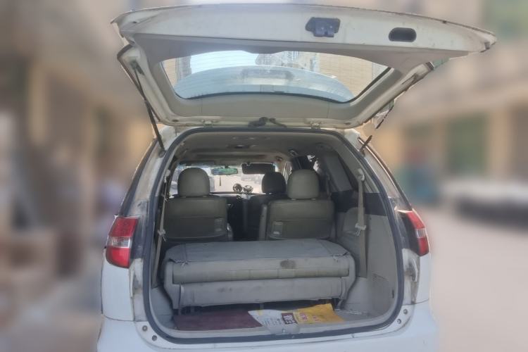 Used BYD M6 2013 2.4L Manual Luxury Model Trunk