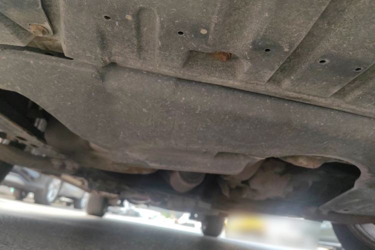 Used BYD M6 2015 2.4L Automatic Prestige Edition Chassis Front