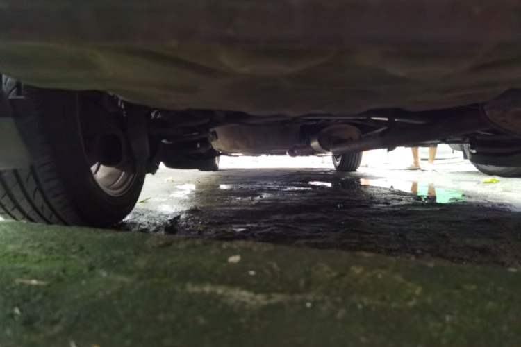Used BYD M6 2015 2.4L Automatic Prestige Edition Chassis Rear Left