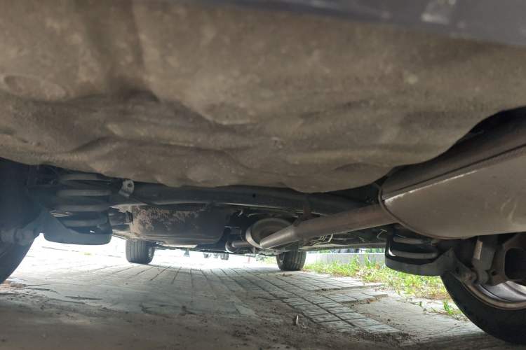 Used BYD M6 2015 2.4L Automatic Prestige Edition Chassis Rear
