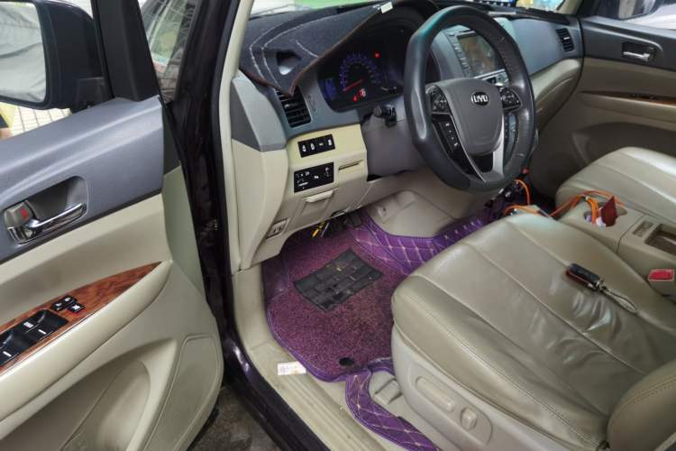 Used BYD M6 2015 2.4L Automatic Prestige Edition Driver Seat