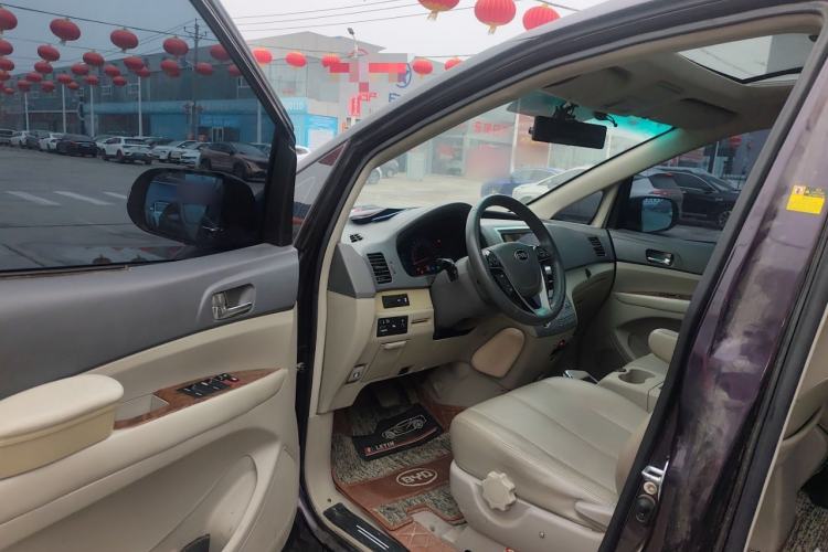 Used BYD M6 2015 2.4L Automatic Luxury Model Driver Seat