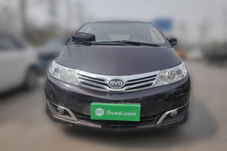 Used BYD M6 2015 2.4L Automatic Prestige Edition Front