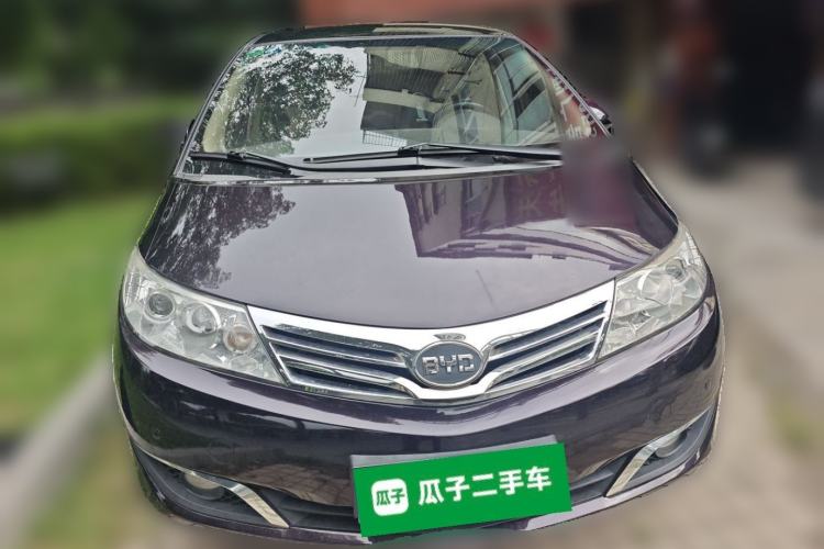 Used BYD M6 2015 2.4L Automatic Prestige Edition Front