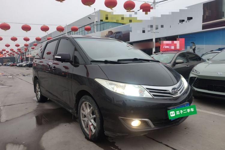 Used BYD M6 2015 2.4L Automatic Luxury Model Front Right 45 Deg
