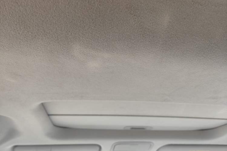 Used BYD M6 2015 2.4L Automatic Prestige Edition Headliner