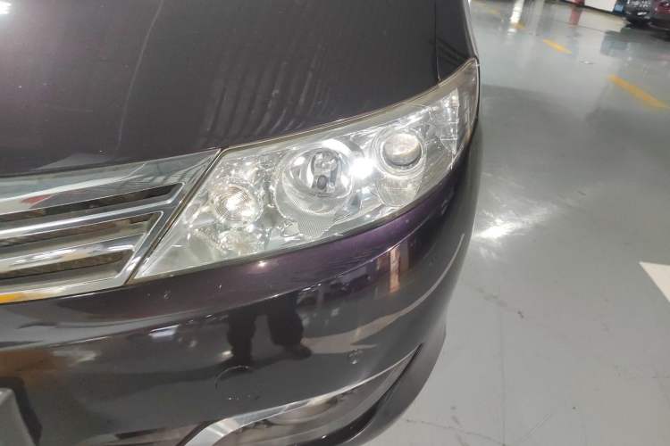Used BYD M6 2015 2.4L Automatic Prestige Edition Left Front Headlight