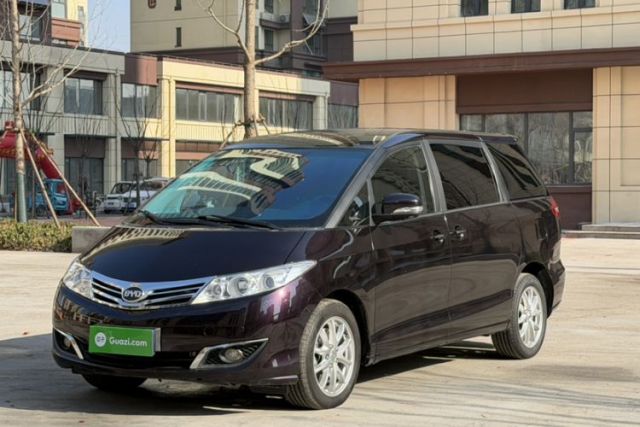 Used BYD M6 2015 2.4L Automatic Luxury Model