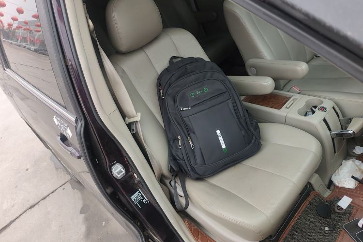 Used BYD M6 2015 2.4L Automatic Luxury Model Right Front Seat