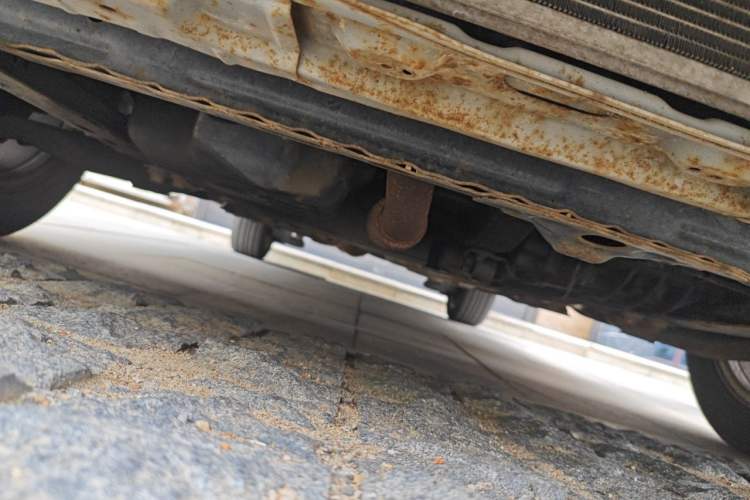 Used BYD M6 2015 2.4L Automatic Prestige Edition Chassis Front