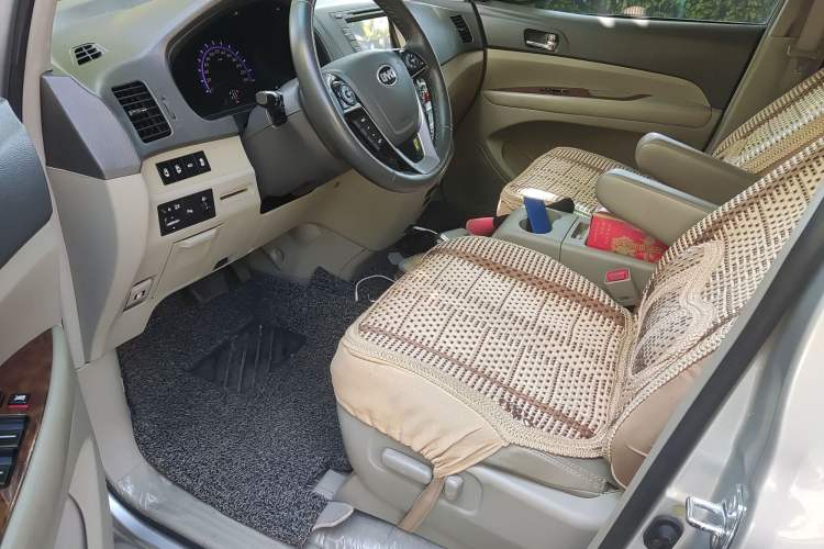 Used BYD M6 2015 2.4L Automatic Prestige Edition Driver Seat
