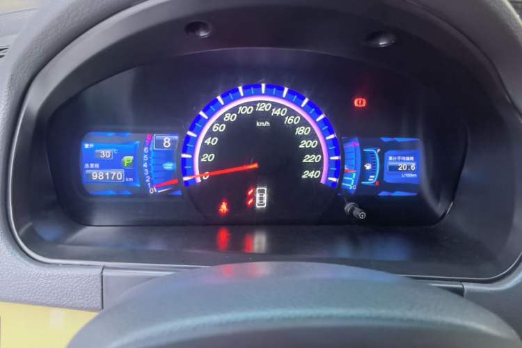Used BYD M6 2015 2.4L Automatic Prestige Edition Instrument Cluster