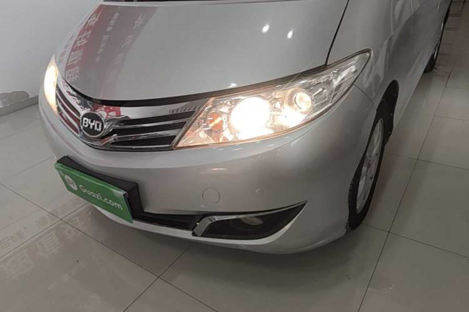 Used BYD M6 2015 2.4L Automatic Luxury Model Left Front Headlight