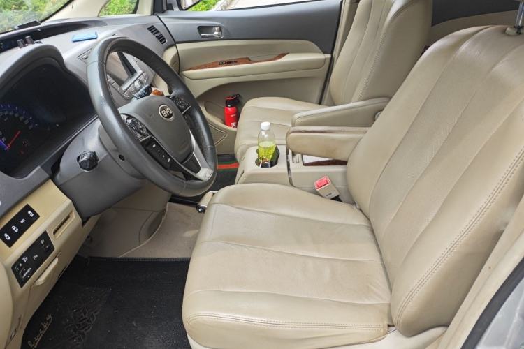 Used BYD M6 2015 2.4L Automatic Prestige Edition Left Front Seat