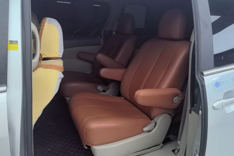 Used BYD M6 2015 2.4L Automatic Prestige Edition Left Rear Seat
