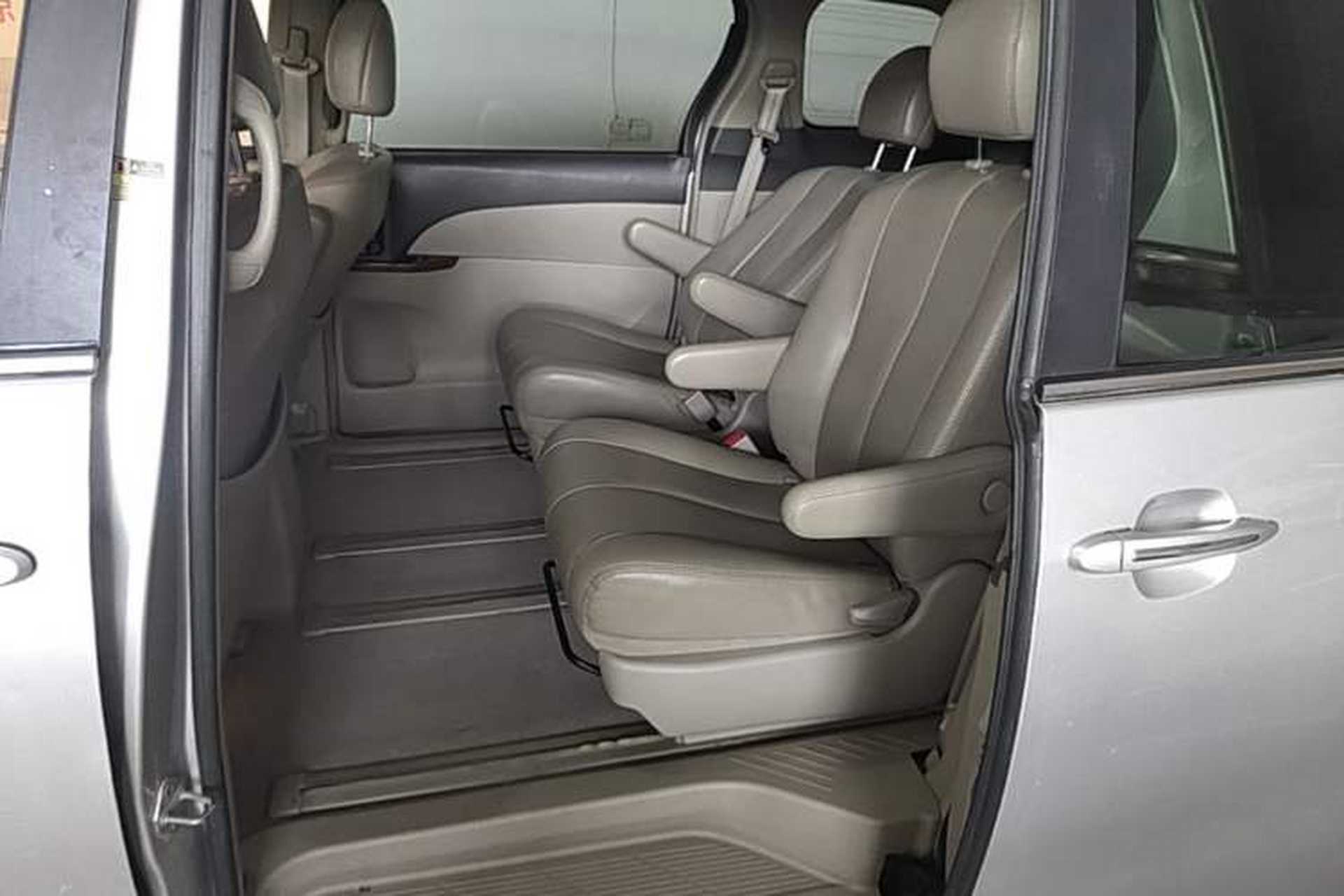 Used BYD M6 2015 2.4L Automatic Luxury Model Left Rear Seat