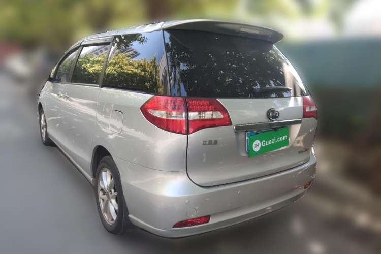 Used BYD M6 2015 2.4L Automatic Prestige Edition Rear Left 45 Deg