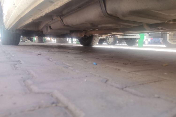 Used BYD M6 2015 2.4L Automatic Prestige Edition Chassis Rear Left