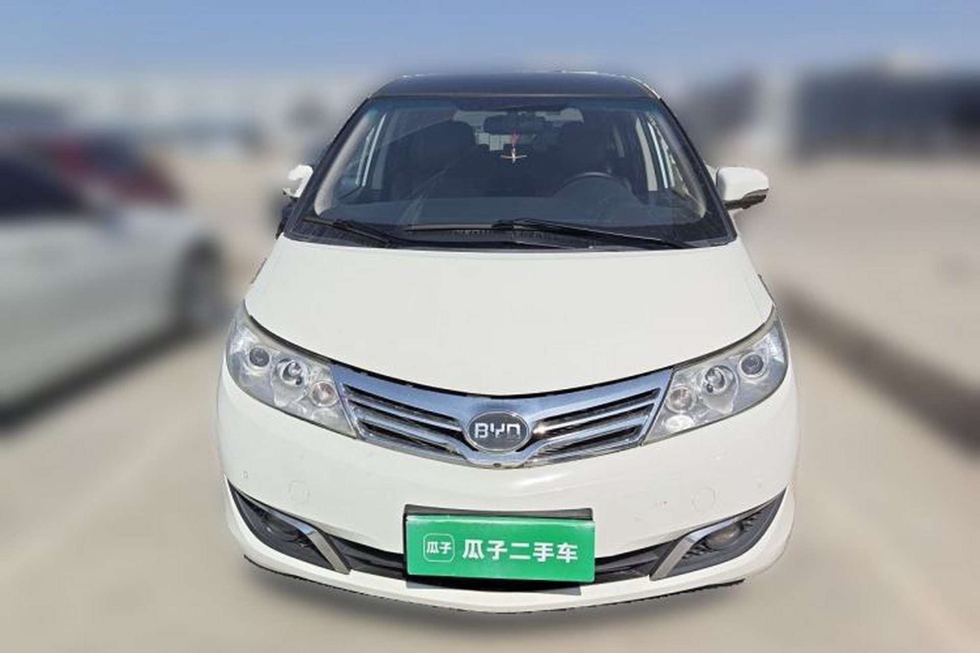 Used BYD M6 2015 2.4L Automatic Luxury Model Front