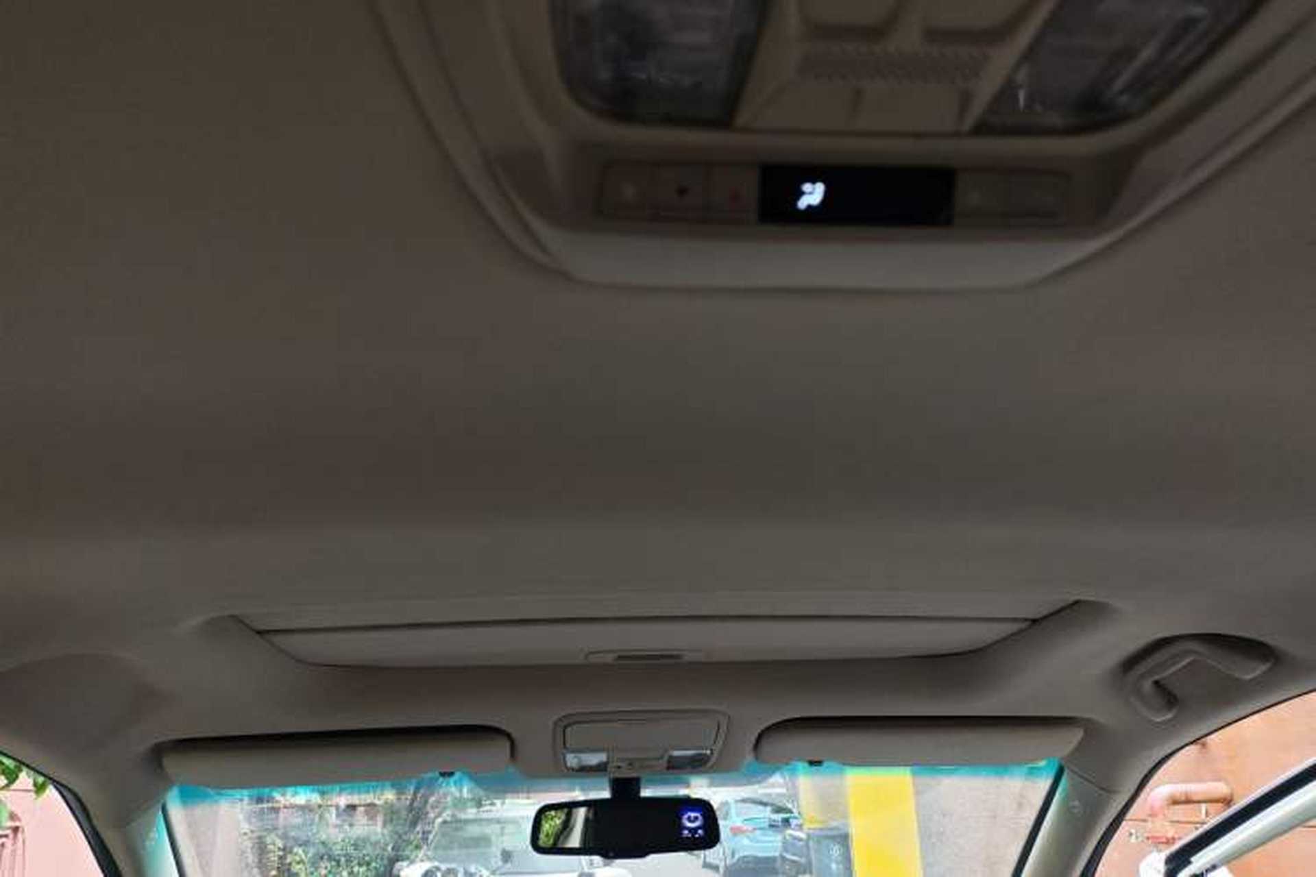 Used BYD M6 2015 2.4L Automatic Prestige Edition Headliner